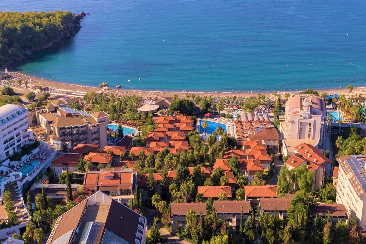 Отель Justiniano Club Alanya Окурджалар Экстерьер фото