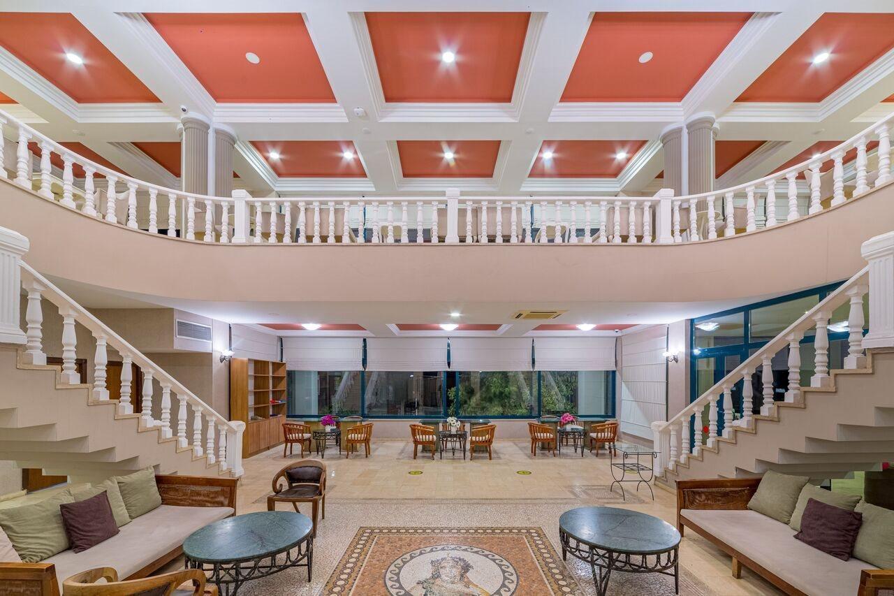 Отель Justiniano Club Alanya Окурджалар Экстерьер фото