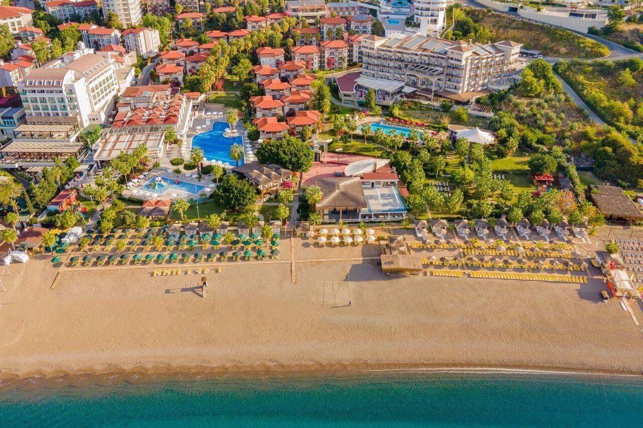 Отель Justiniano Club Alanya Окурджалар Экстерьер фото